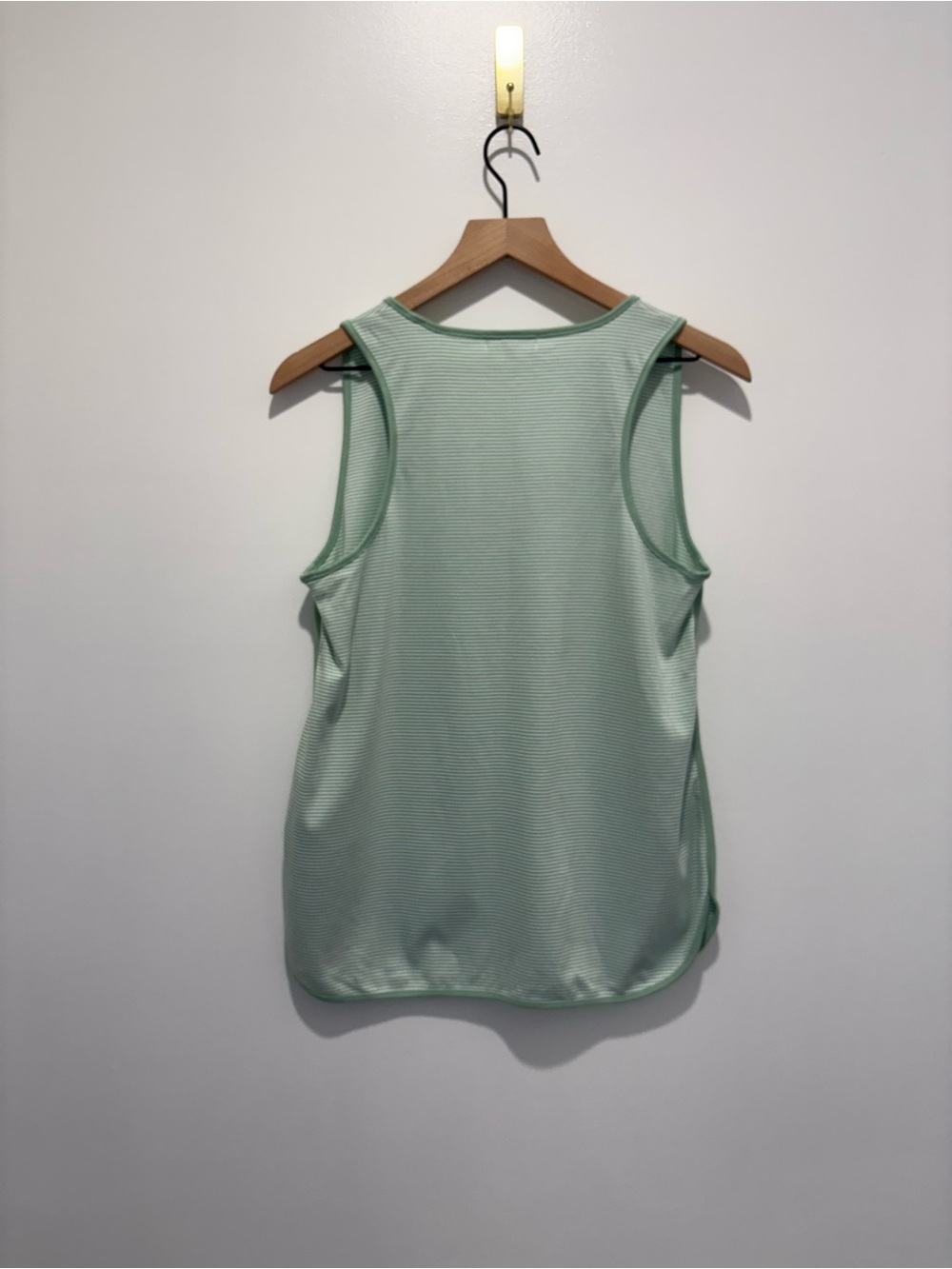 Lake Women’s Sleeveless Pajama Top - Picture 5 of 5